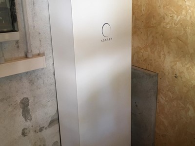 Impianto fotovoltaico 10 kW con Batteria da 11 kWh Impianto fotovoltaico 10 kW con Batteria da 11 kWh