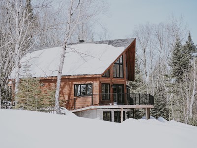 Neve e impianto fotovoltaico: cosa fare? Neve e impianto fotovoltaico: cosa fare?