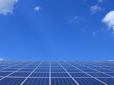 Introduzione al fotovoltaico: scopri come funziona la tecnologia degli impianti Introduzione al fotovoltaico: scopri come funziona la tecnologia degli impianti