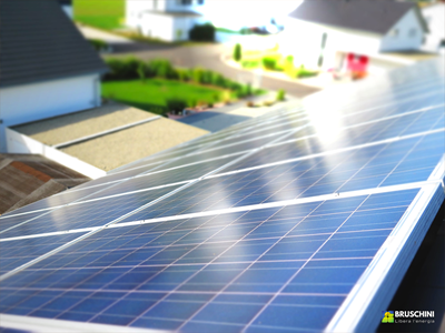 Impianto fotovoltaico con accumulo: di cosa si tratta? Impianto fotovoltaico con accumulo: di cosa si tratta?