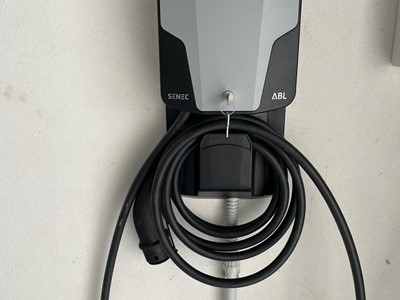 Fotovoltaico 6 kW con Batteria 10 kWh e colonnina auto Fotovoltaico 6 kW con Batteria 10 kWh e colonnina auto